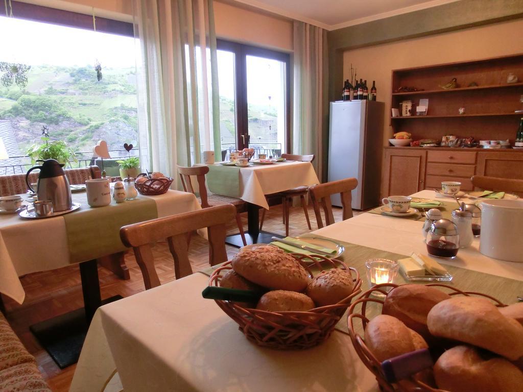 Bed and Breakfast Ferienweingut Hirschen Schulstrasse Burg  Номер фото